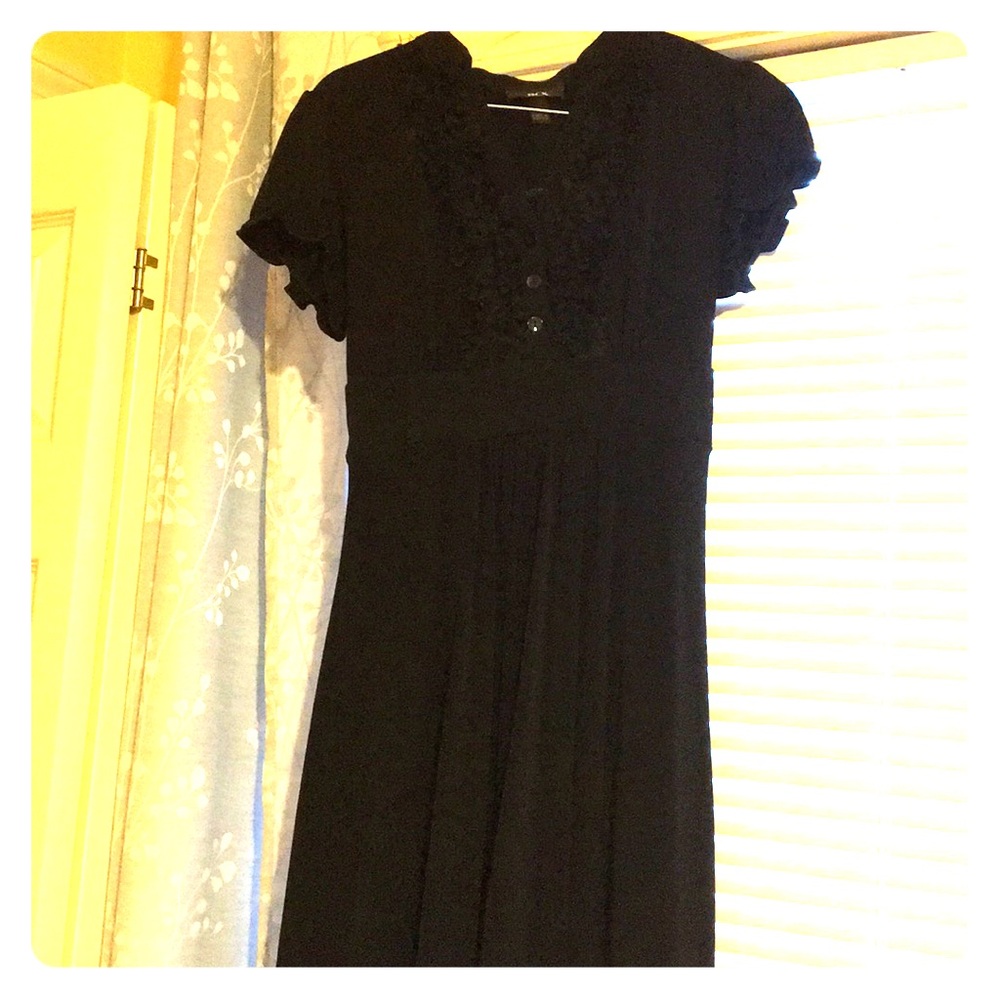 Dress (formal wear)